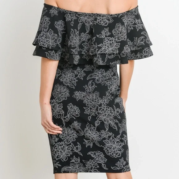 Off-Shoulder Ruffle Maternity Dress - Picture 3 of 5